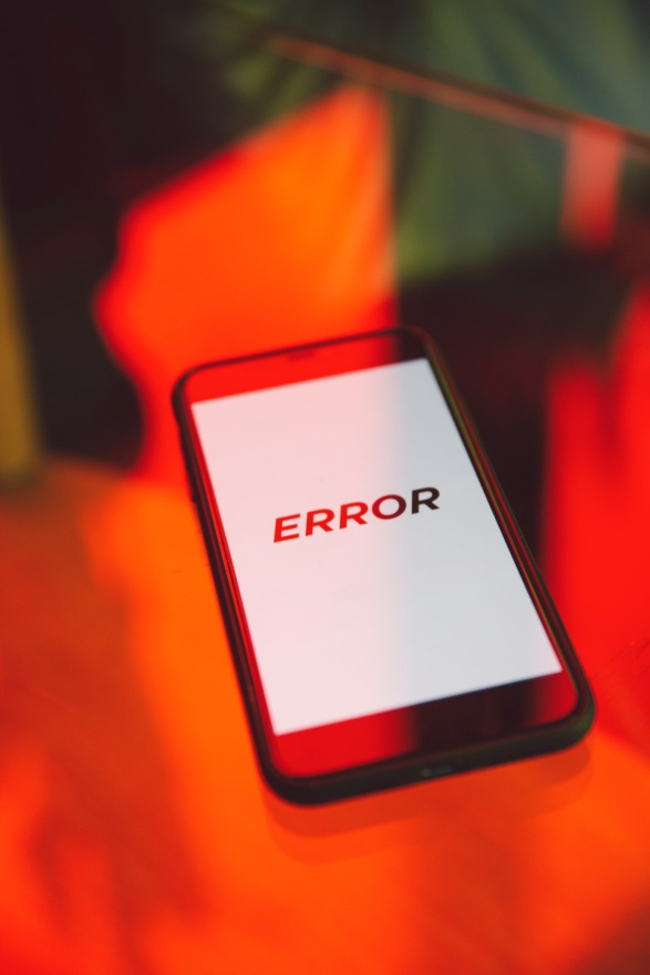 A smartphone that says error